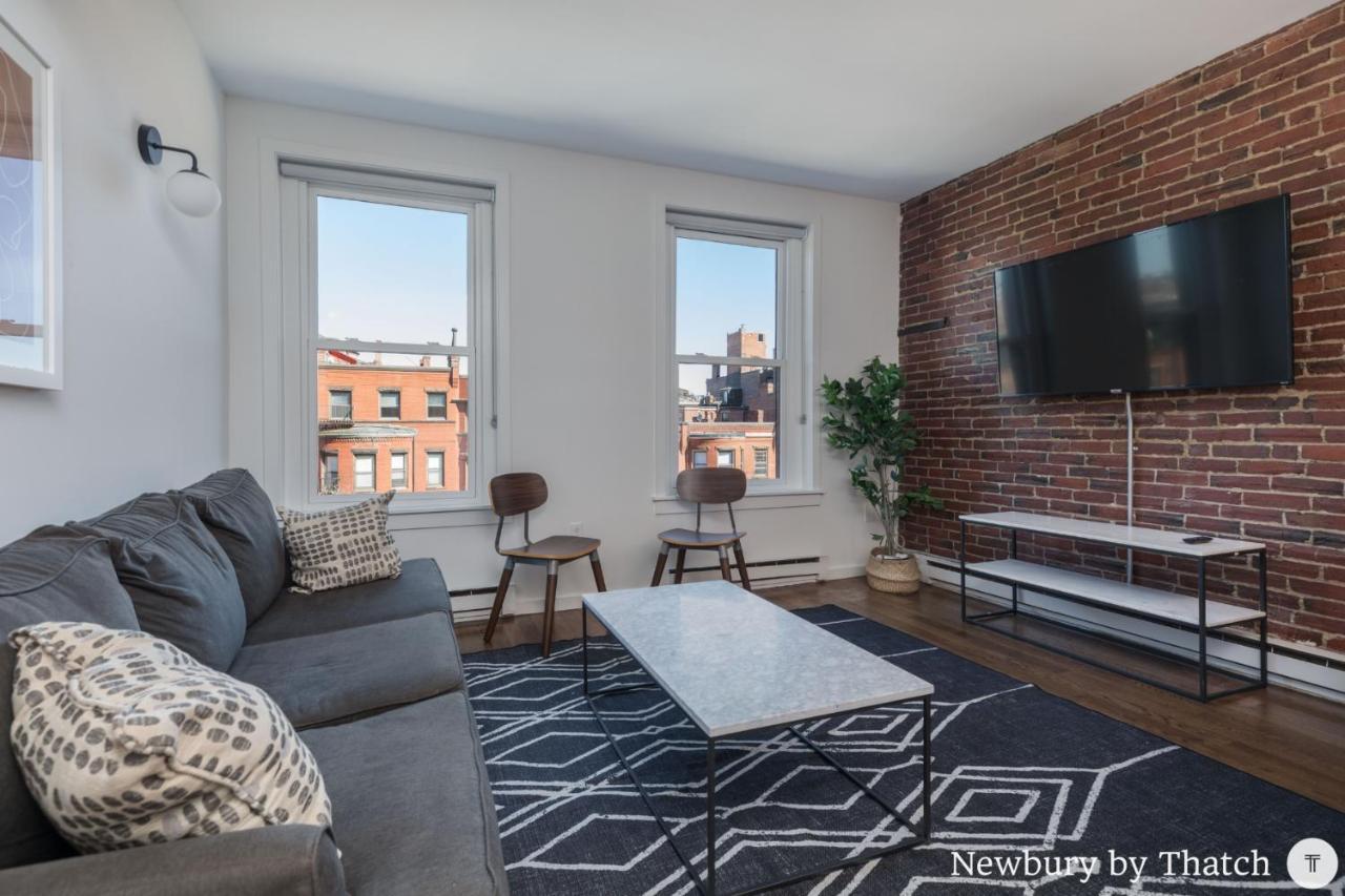 304 Newbury Street By Thatch Boston Bagian luar foto