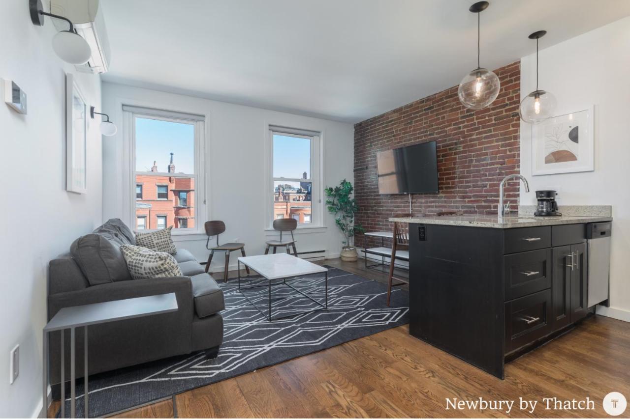 304 Newbury Street By Thatch Boston Bagian luar foto