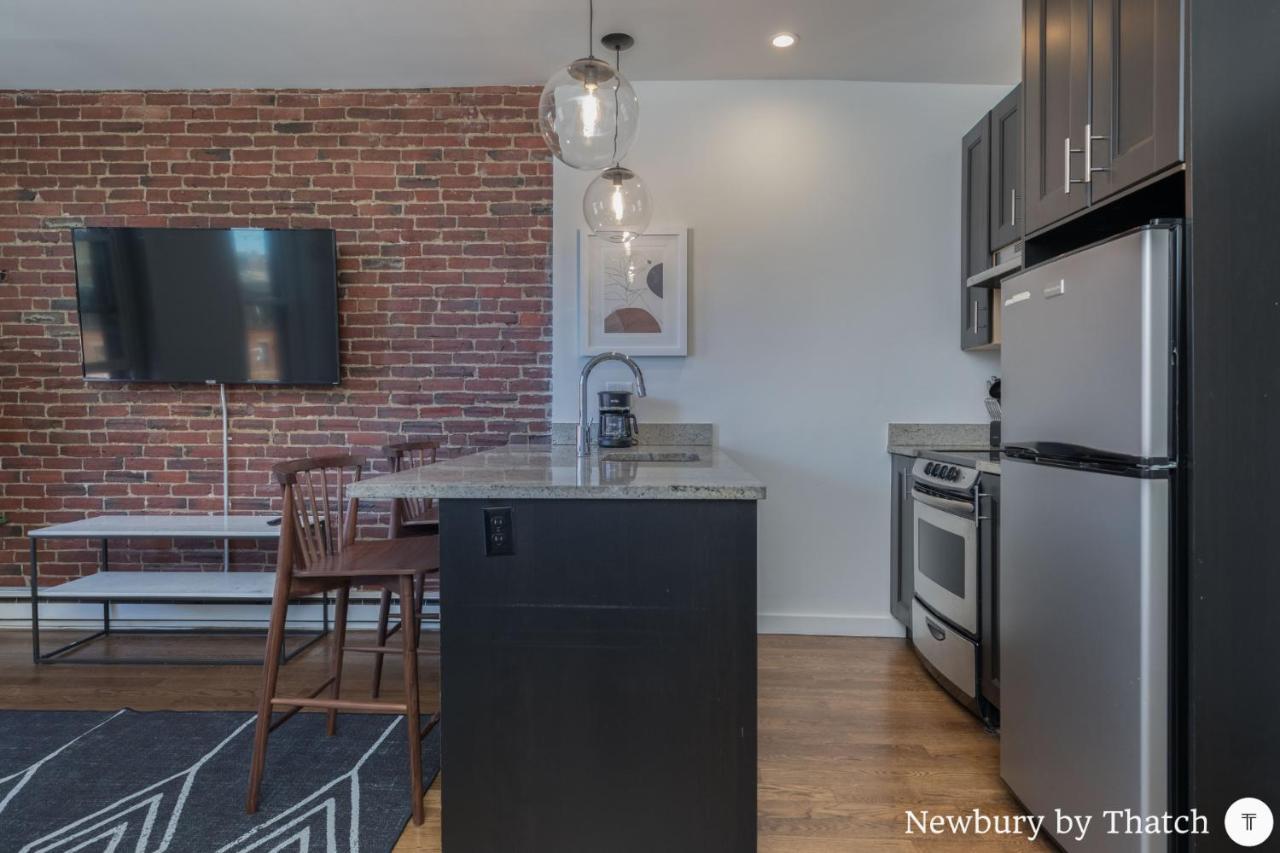 304 Newbury Street By Thatch Boston Bagian luar foto