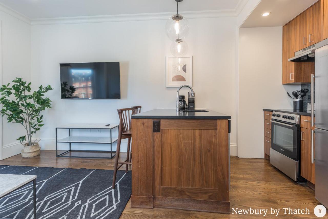 304 Newbury Street By Thatch Boston Bagian luar foto