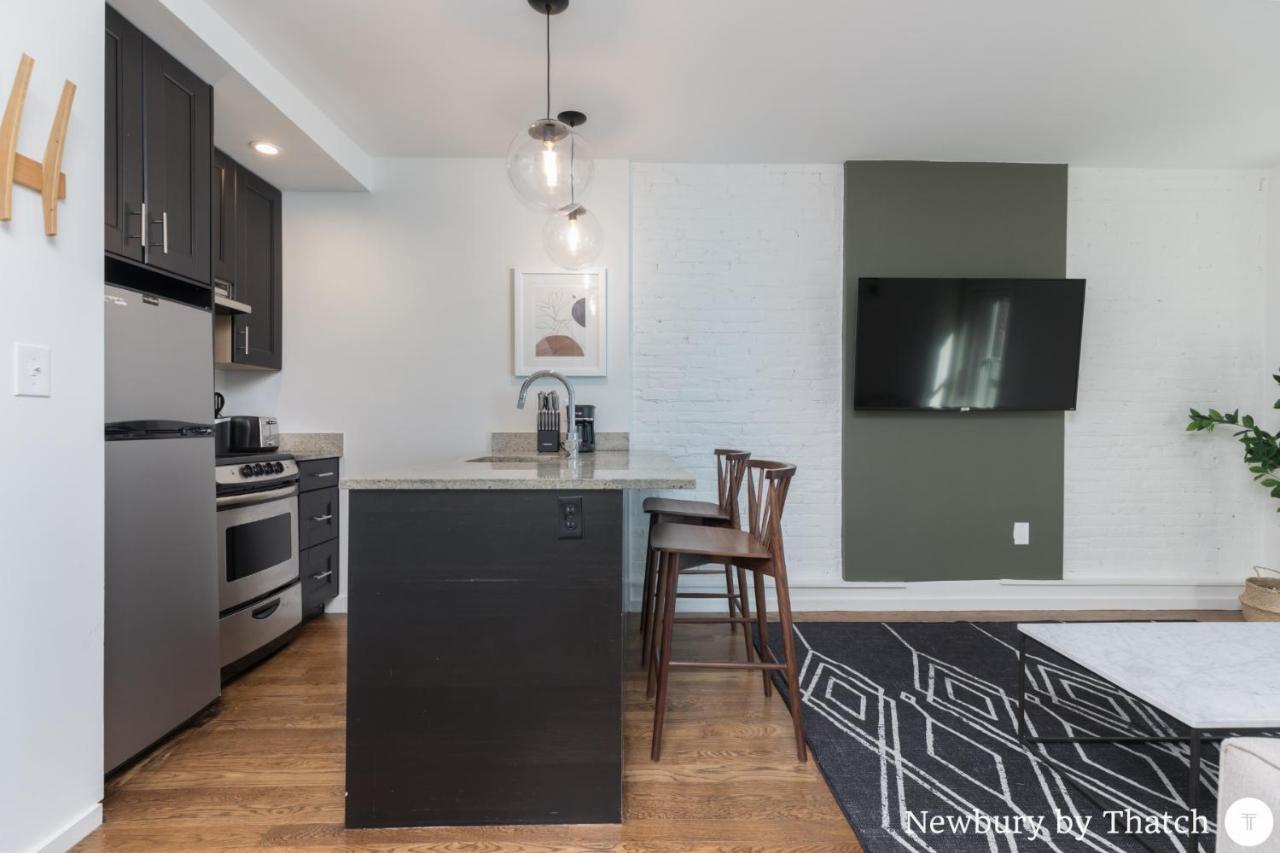 304 Newbury Street By Thatch Boston Bagian luar foto