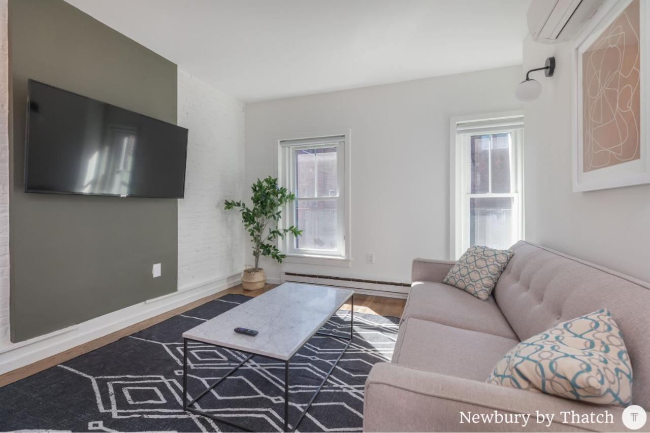 304 Newbury Street By Thatch Boston Bagian luar foto