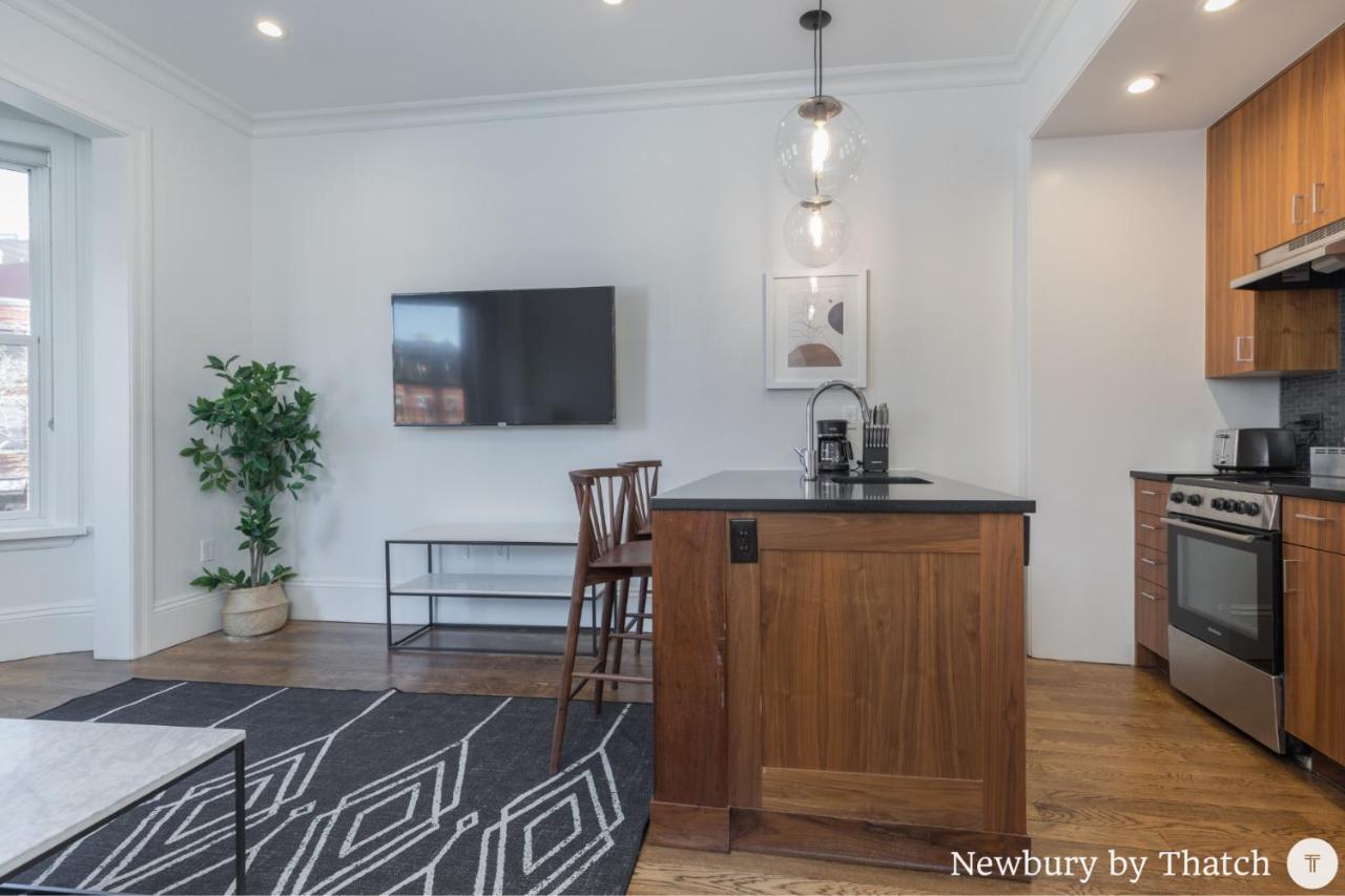 304 Newbury Street By Thatch Boston Bagian luar foto