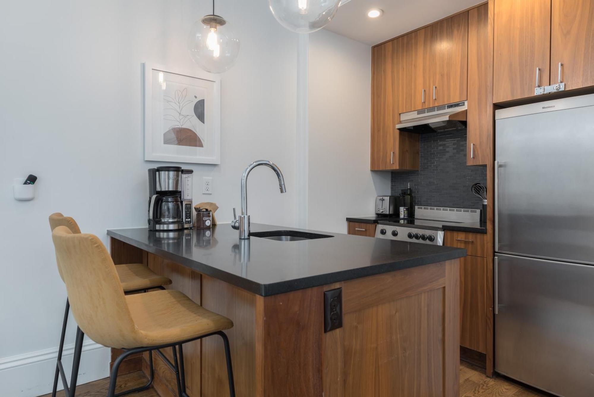 304 Newbury Street By Thatch Boston Bagian luar foto
