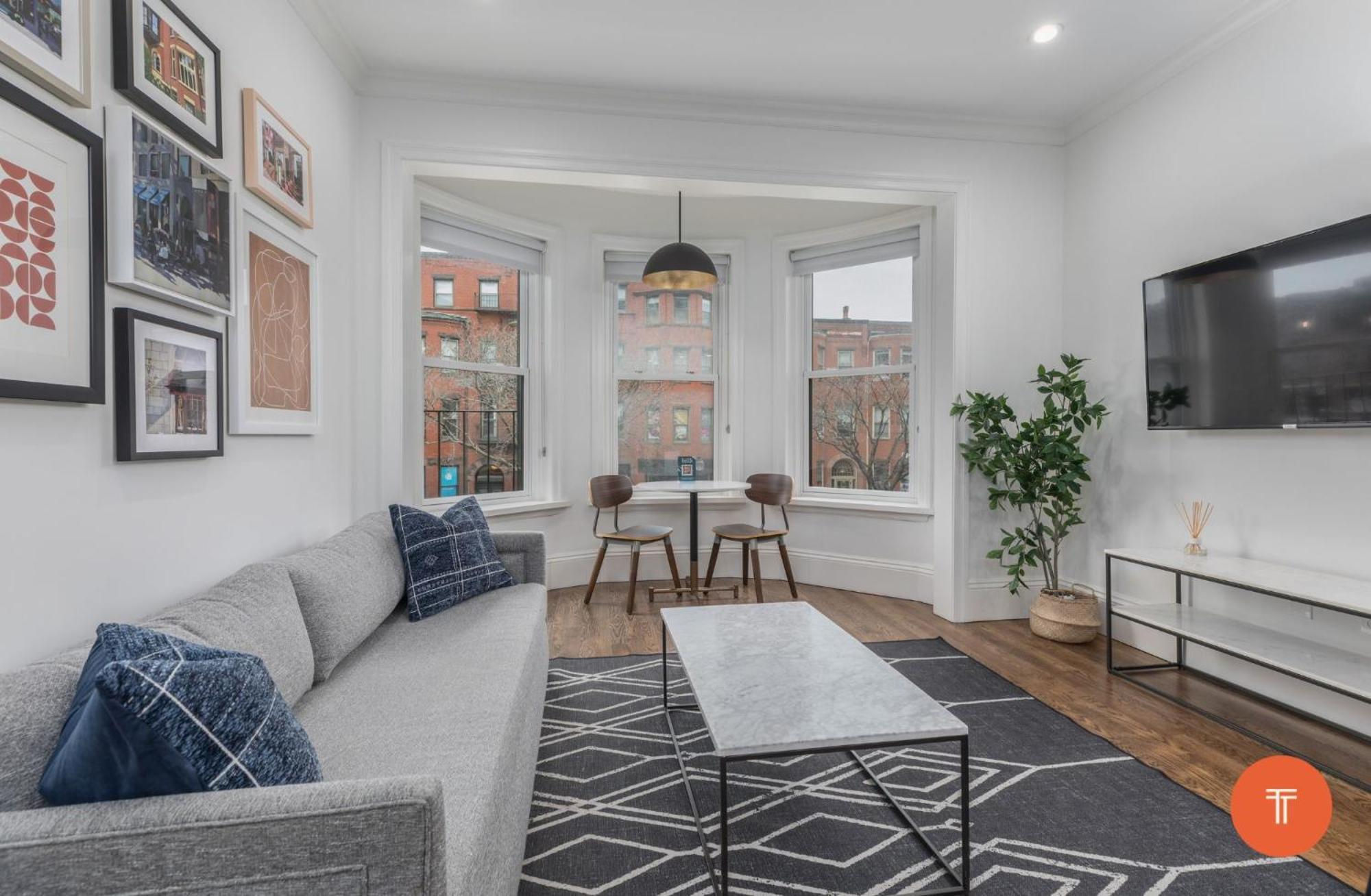 304 Newbury Street By Thatch Boston Bagian luar foto
