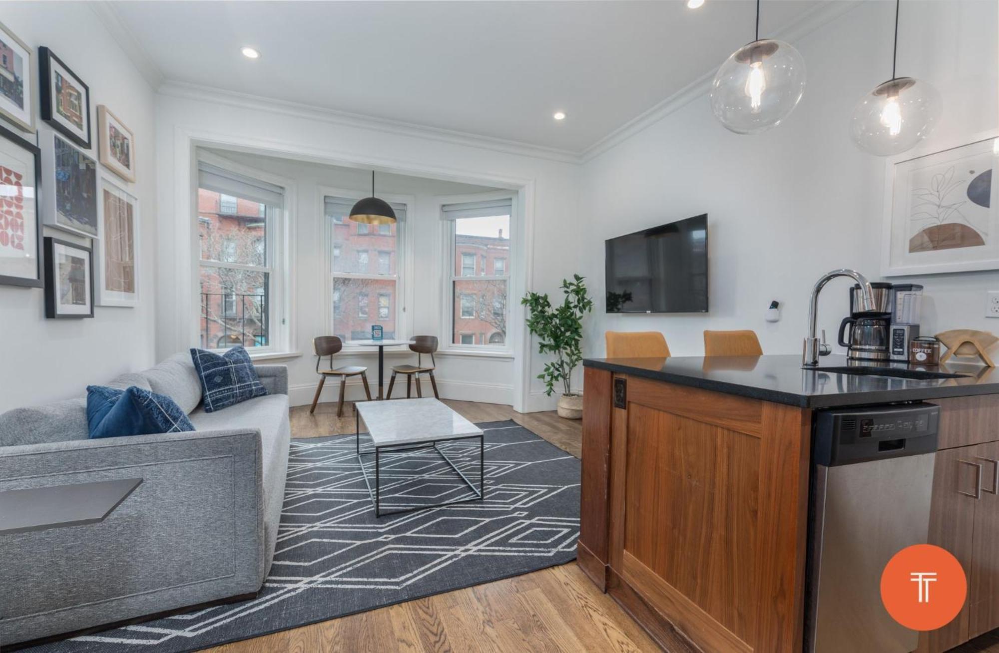 304 Newbury Street By Thatch Boston Bagian luar foto